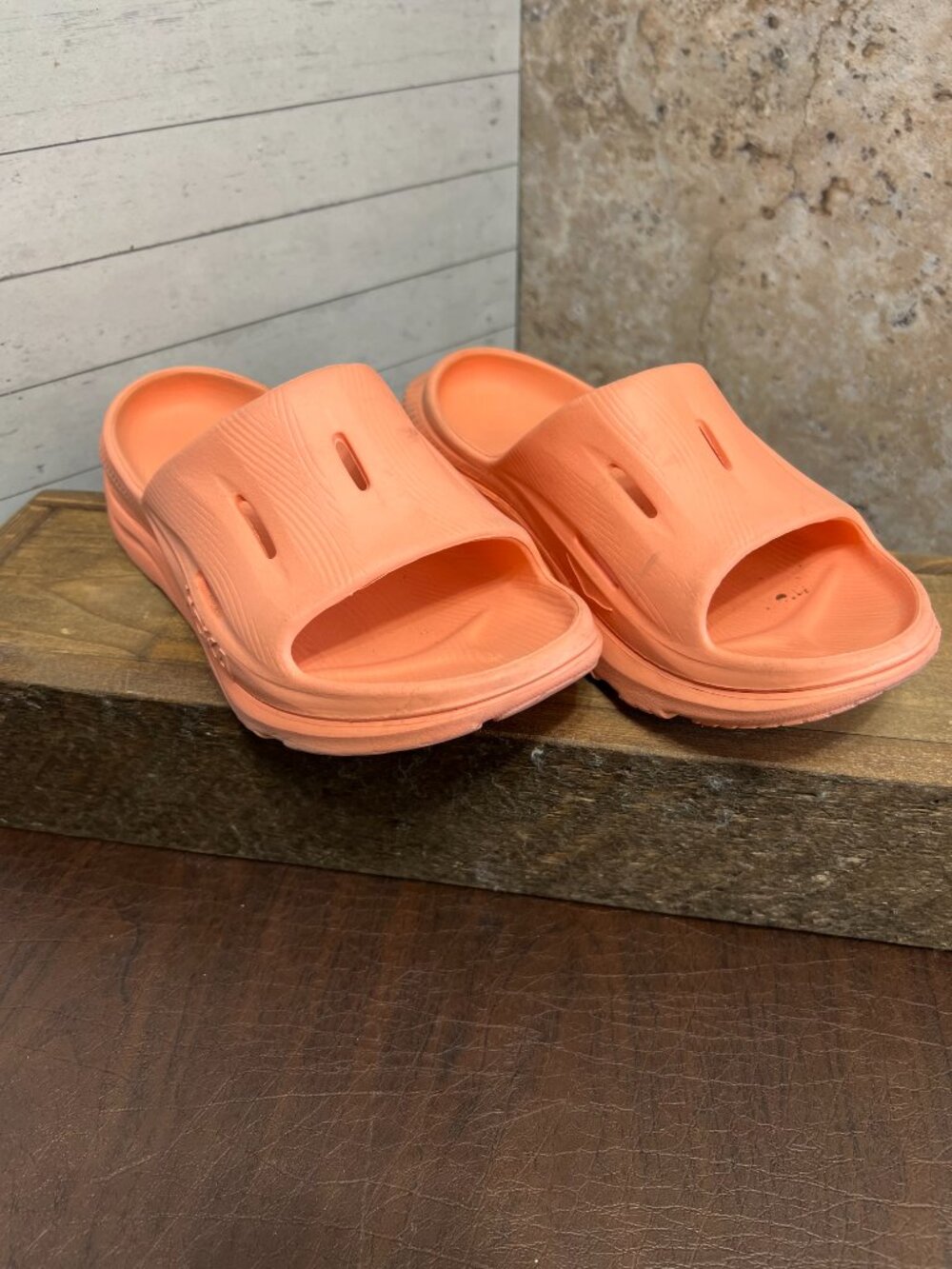 Hoka Sandals Orange/Peach Size 7 Wide